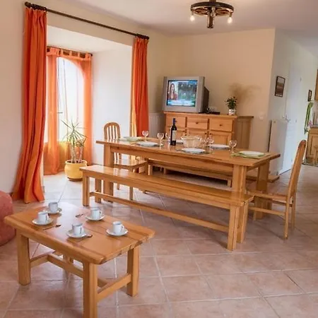 De France 6 Personnes A Laumede Holiday home Chanac